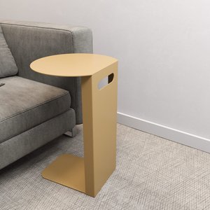 Журнальный столик KNISO золотой, 35 х 40 см